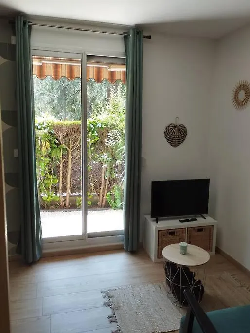 Studio Climatise Et Spacieux Situe Pres Des Parcs Vichy 0*,  France